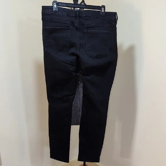 Women's Black Jeans - Picture 3 of 4
